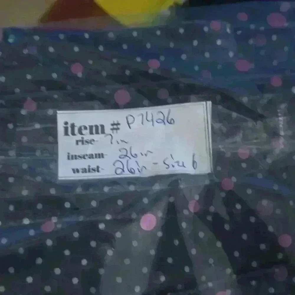 P7426 the rock star old navy blue polka dot skinny size 26in - Picture 8 of 8